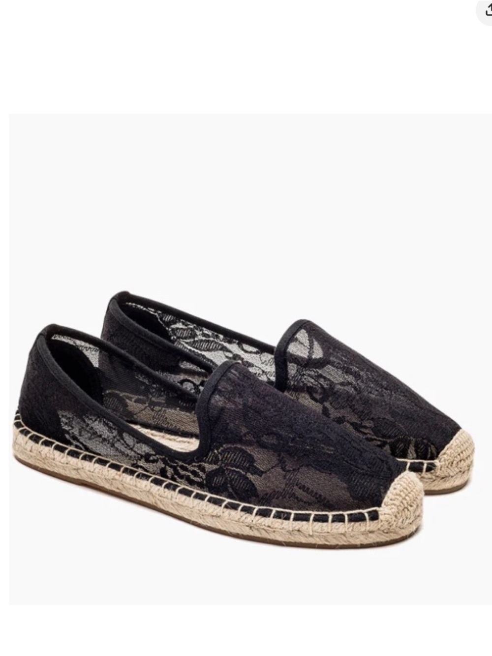 FOREVER 21  FLORAL MESH PANEL ESPADRILLES - BLACK SIZE 10 (NEW WITH TAGS)